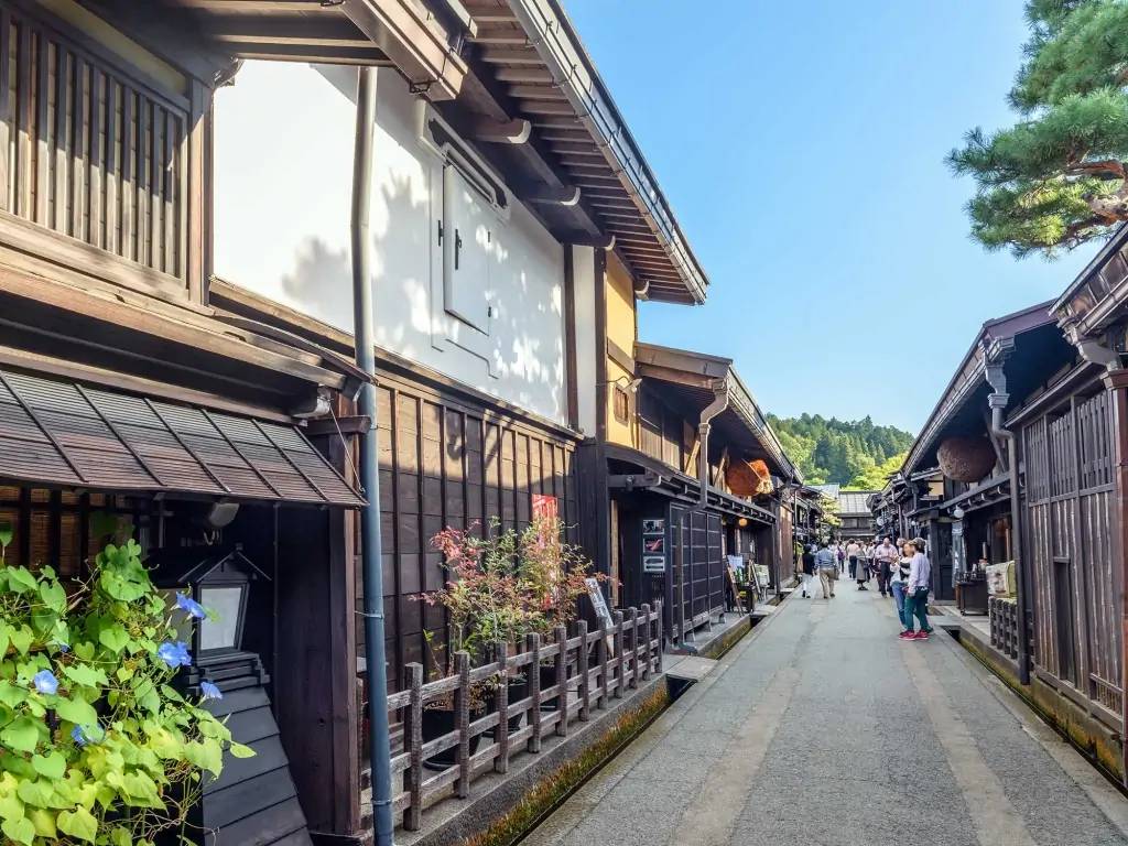 Takayama, porte des Alpes japonaises 