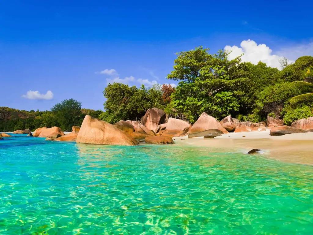 Journées libres à Praslin : l’île aux plages de rêves