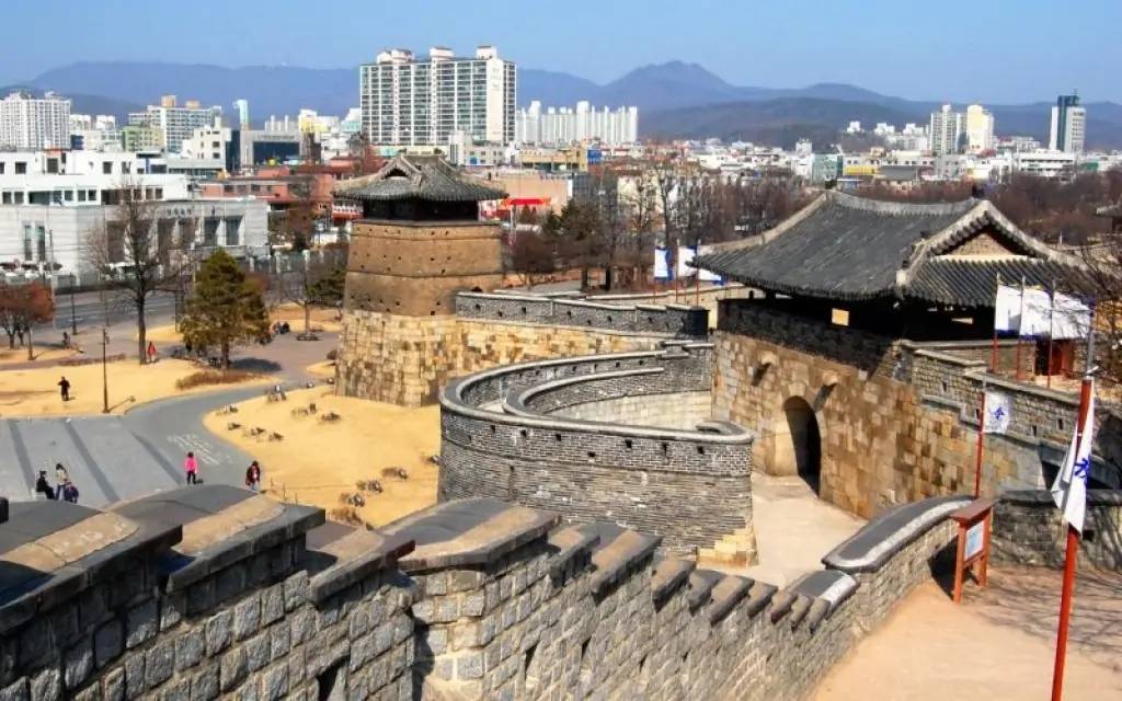 La forteresse de Suewon