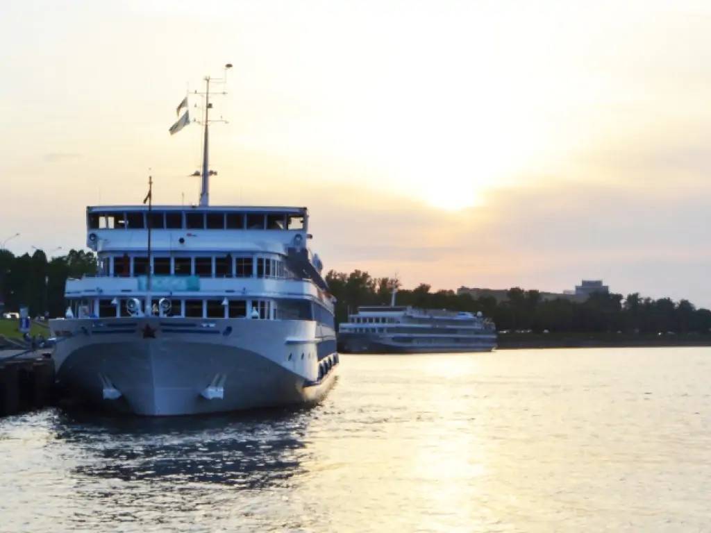 Entre palais et croisière…