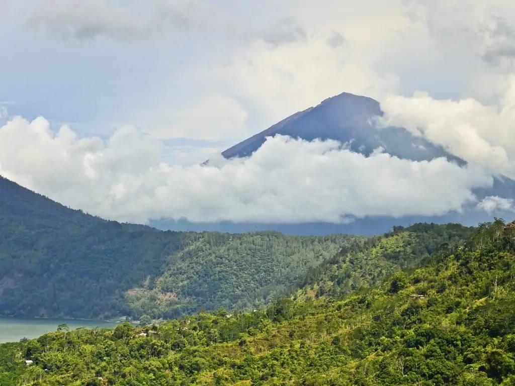 Le Mont Batur