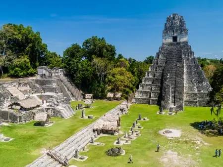 Tikal : merveille du monde Maya