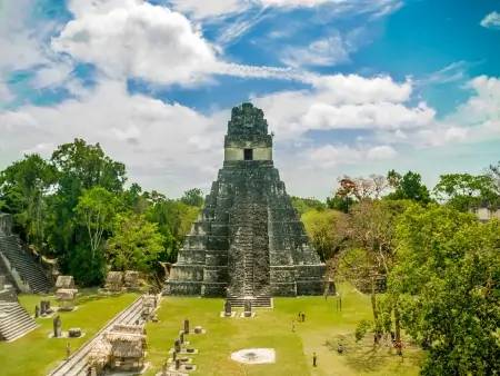 Tikal : le géant Maya du Guatemala
