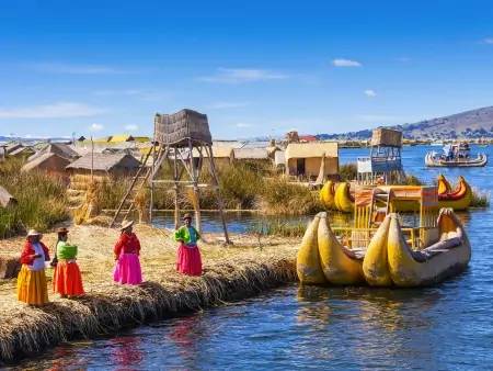 Naviguez sur le Lac Titicaca