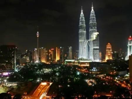 Arrivée en Malaisie et visite de Kuala Lumpur