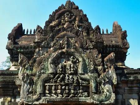 Les bas-reliefs d’Angkor et son atmosphère lacustre !