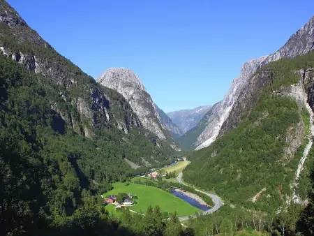 Le plus long fjord de Norvège : le Sognefjord