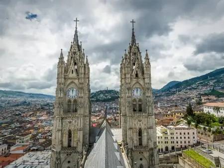 Visite de Quito, le monument Latitude 0° et l’ « avenue des volcans »