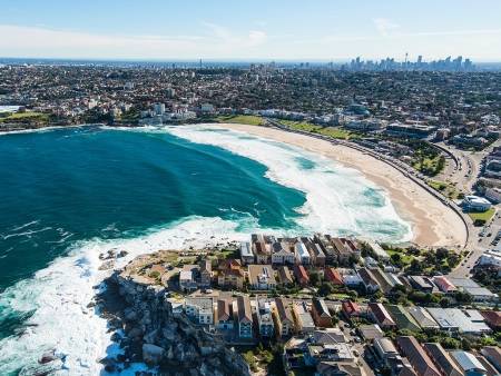 Sydney : sea, surf and sun