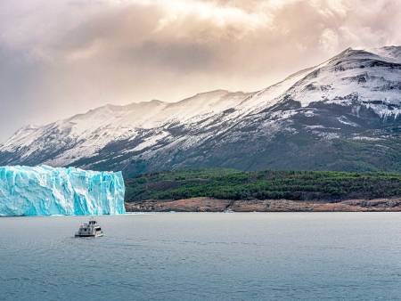 Au plus près du majestueux glacier : Perito Moreno